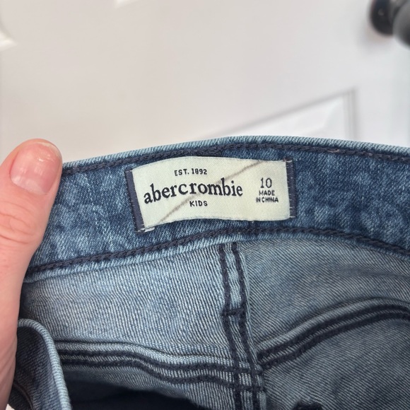 Blue Floral Skinny Jeans | Abercrombie Kids Size 10 - Picture 6 of 10